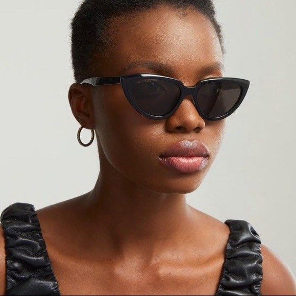 NEW BALENCIAGA BB0182S 001 BLACK CAT EYE FRAME SUNGLASSES BALENCIAGA - Picture 3 of 13